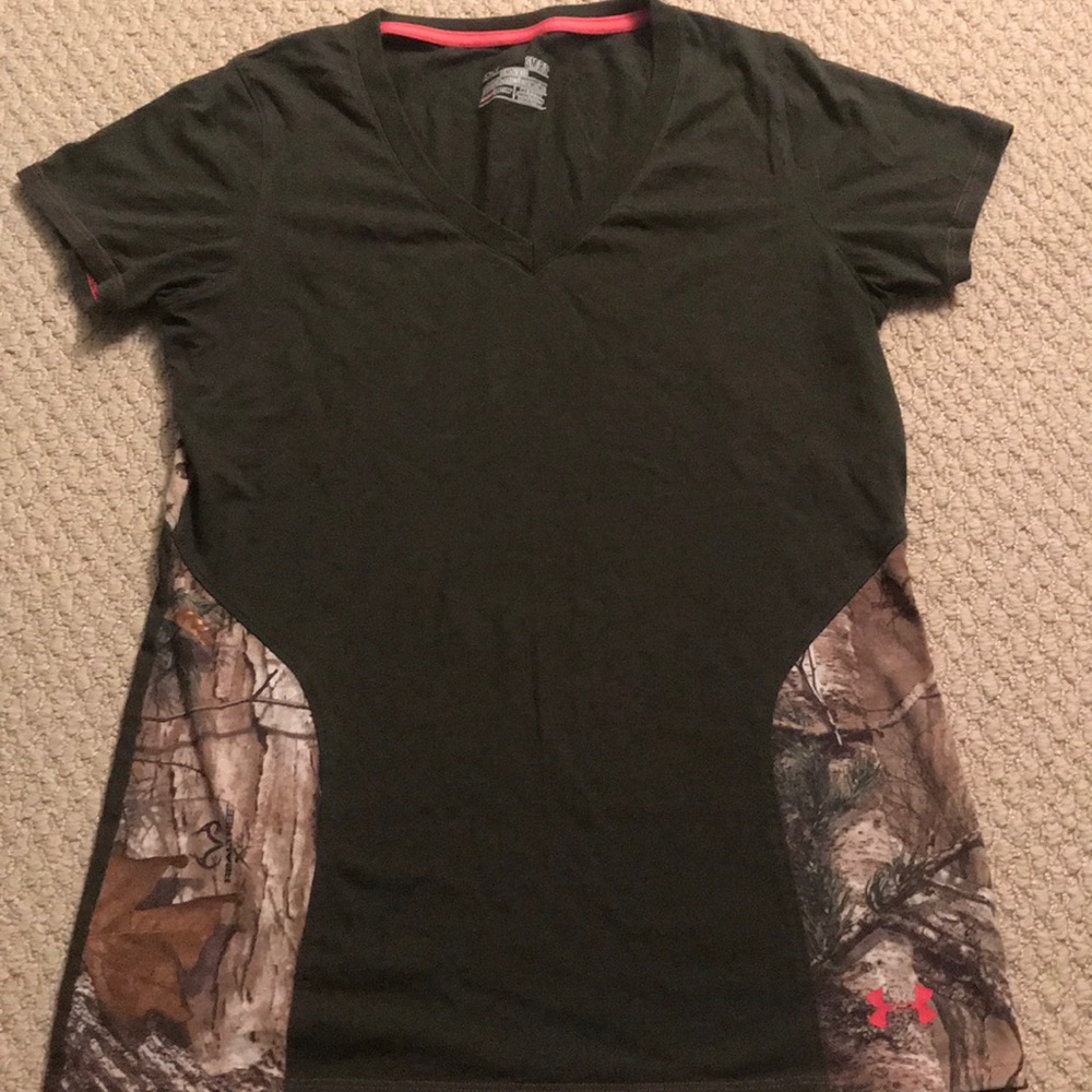 Women’s athletic shirt